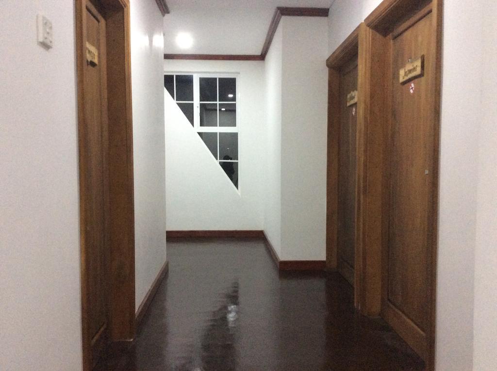 Tealeaf Nuwara Eliya Exterior photo